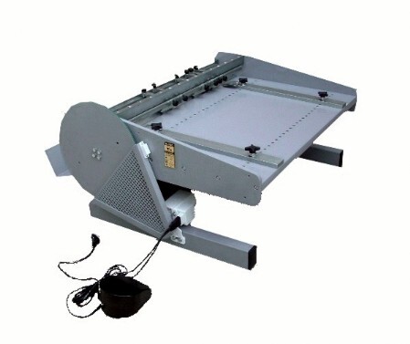 Paperfox R-760AV Kisscutting, creasing, perforating machine